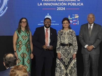 Gobierno resalta el trabajo de los servidores que innovan en el Estado