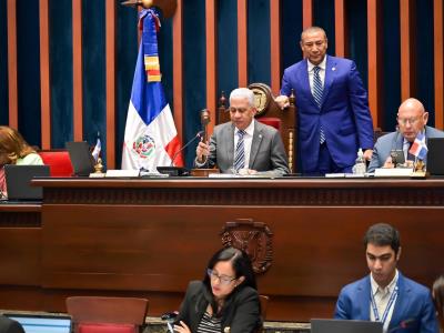 Senado aprueba en primera lectura cambios a ley de municipios