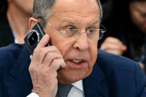 El ministro de Exteriores ucraniano llama "criminal de guerra" a Lavrov a la cara en la sesión plenaria de la OSCE