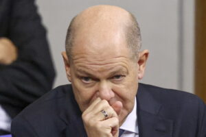 Scholz, el cuarto canciller socialdemócrata que rompe la baraja con una cuestión de confianza