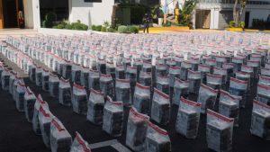 Pte de Guatemala afirma contenedor fue cargado en RD con las 9.8 toneladas de drogas