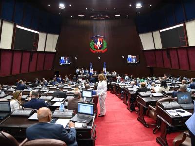 Los diputados autorizan el acuerdo de cielos abiertos