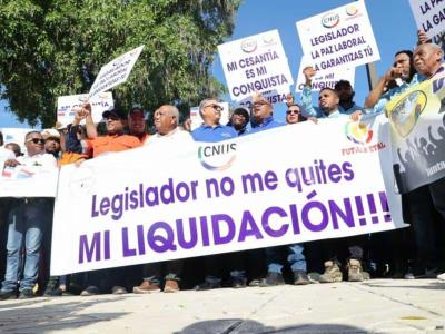 Los senadores no cambiarán la cesantía en reforma laboral