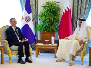 Presidente Luis Abinader se reúne con emir de Qatar