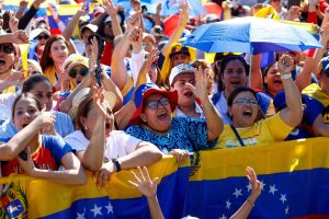 Desde República Dominicana venezolanos alzan su voz en contra del régimen de Nicolás Maduro