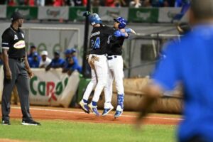 ¡Partidazo! Alcántara deja al Escogido en el terreno; da primer triunfo de la serie final al Licey