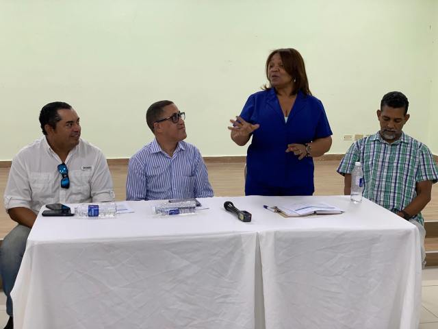 Gobernadora de San Juan recibe Viceministro de Obras Públicas a Fin de dar Continuidad al Proyecto Habitacional Tenguerengue