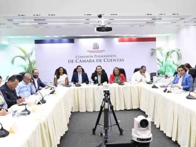 Instituciones revisan perfiles de aspirantes a Cámara de Cuentas