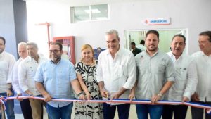 Abinader inaugura remodelación del hospital Octavia Gautier de Vidal