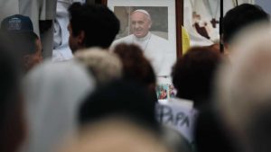 El papa Francisco da la «gracias» a los fieles por las oraciones